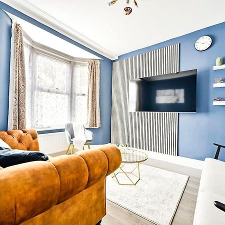Cozy 3 Bed Home In London, Free Parking, Sleeps 8! Екстер'єр фото