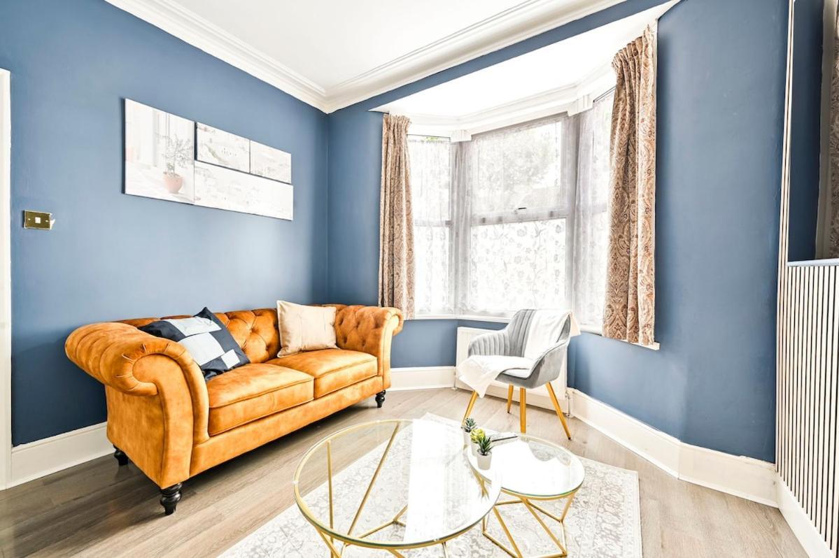 Cozy 3 Bed Home In London, Free Parking, Sleeps 8! Екстер'єр фото