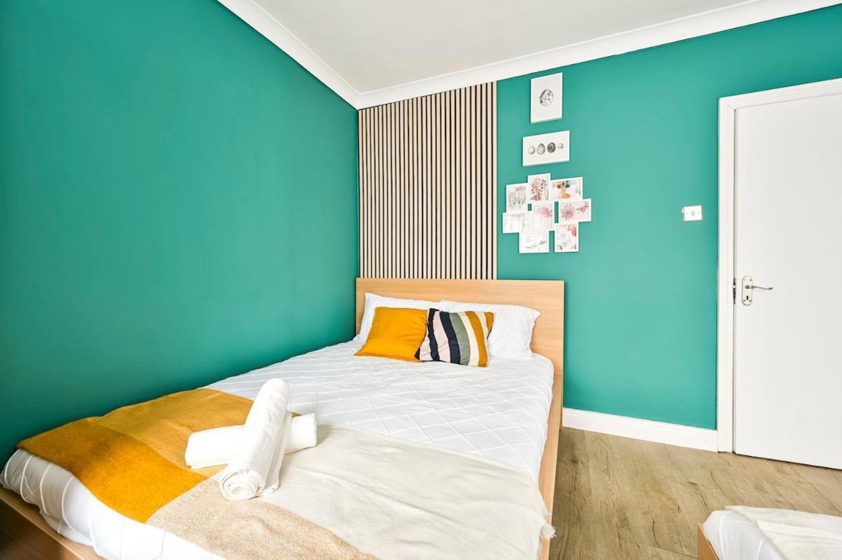 Cozy 3 Bed Home In London, Free Parking, Sleeps 8! Екстер'єр фото